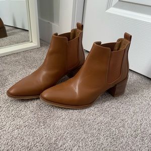 Everlane Heeled Chelsea Boot